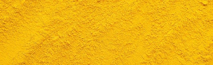yellow turmeric powder